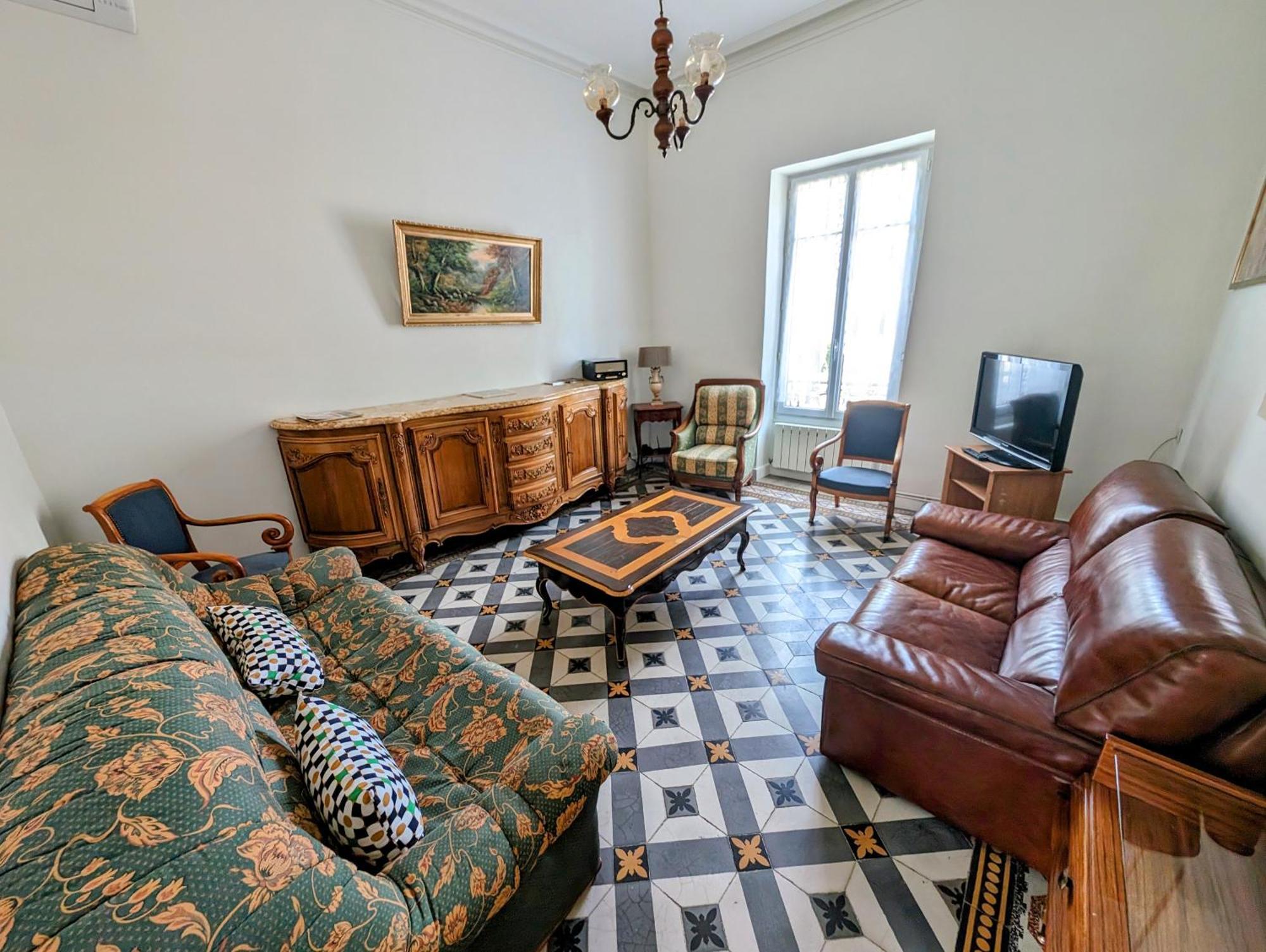 Maison De Style Tout Confort, Position Ideale, Avec Clim Et Petit Exterieur Orange  Exteriör bild